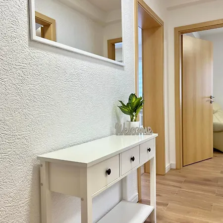 Fewo Weiherschleife - Infrarotsauna - Parkplatz - Balkon - Smart Tv Apartmán