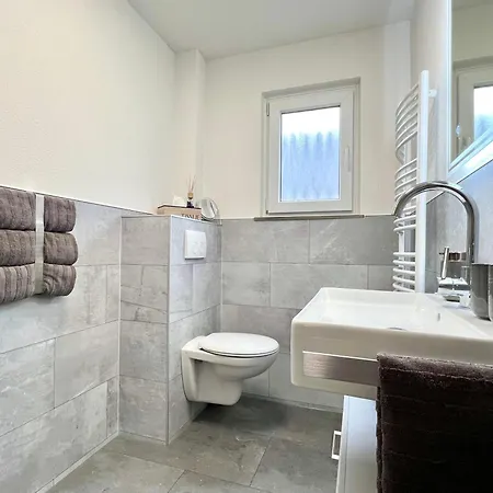 Apartmán Fewo Weiherschleife - Infrarotsauna - Parkplatz - Balkon - Smart Tv Idar-Oberstein